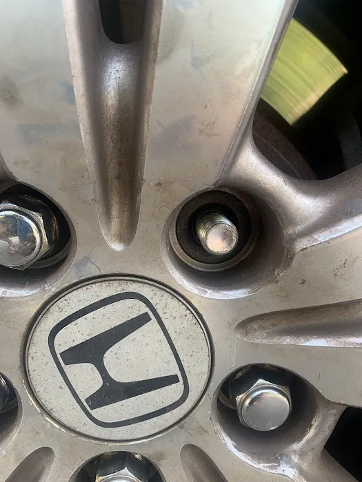 Sam’s New & Used Tires & Auto 9