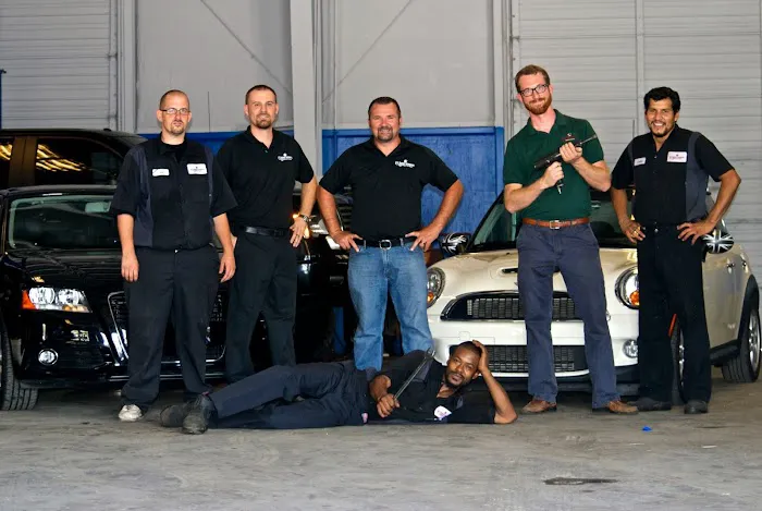 DK Hardee Automotive - a Main Street Auto shop 1