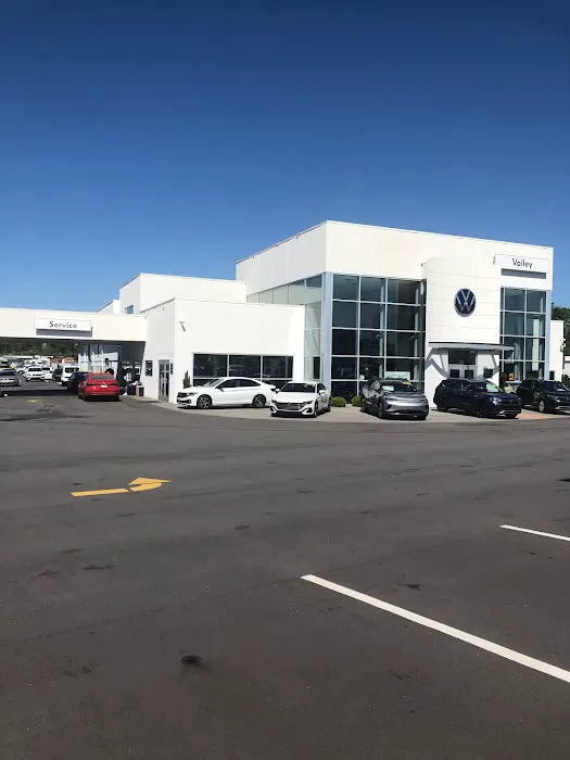 Valley Auto World Volkswagen Service 0