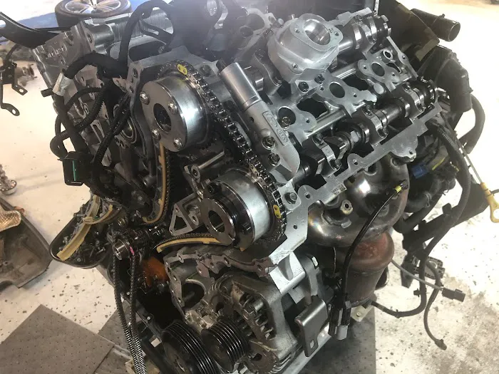Lee Hyundai Service Center 4
