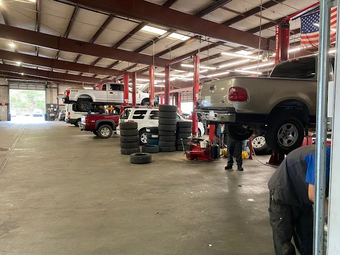 Stokes Hodges Ford Service Center 3