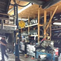 Woody Tire & Automotive ico