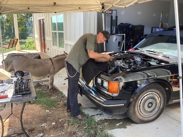 JennJohn's Auto Service 5