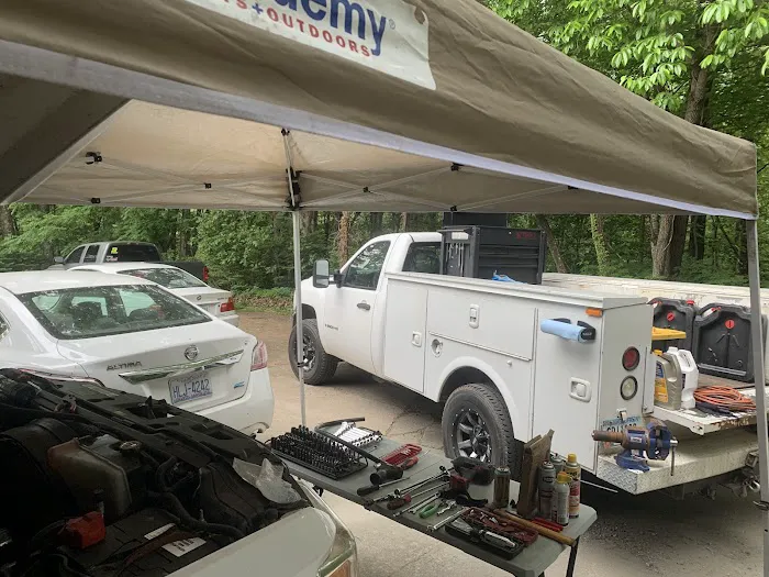 JennJohn's Auto Service 8