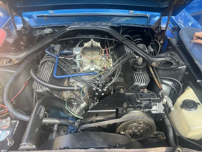 JennJohn's Auto Service 1