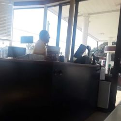 Larry's Service Center ico