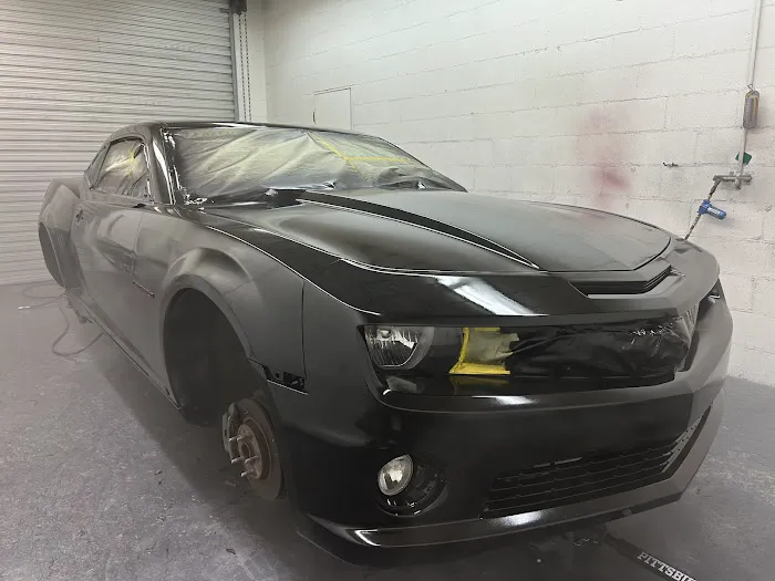 Body works and dent shop Leon 1