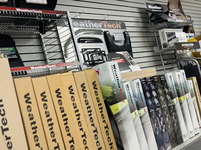 LEER Truck Accessories by H&H - Gainesville GA 6