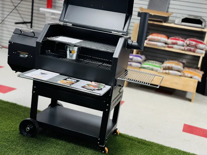 LEER Truck Accessories by H&H - Gainesville GA 7