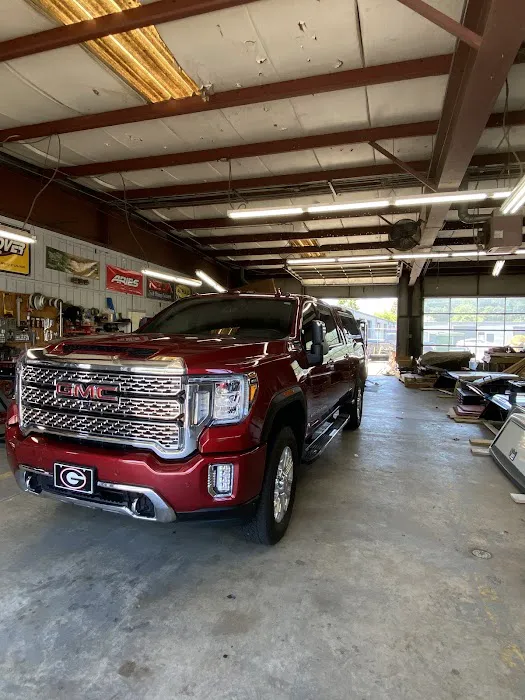 LEER Truck Accessories by H&H - Gainesville GA 9