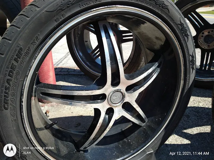 Castillo Tire Shop 6