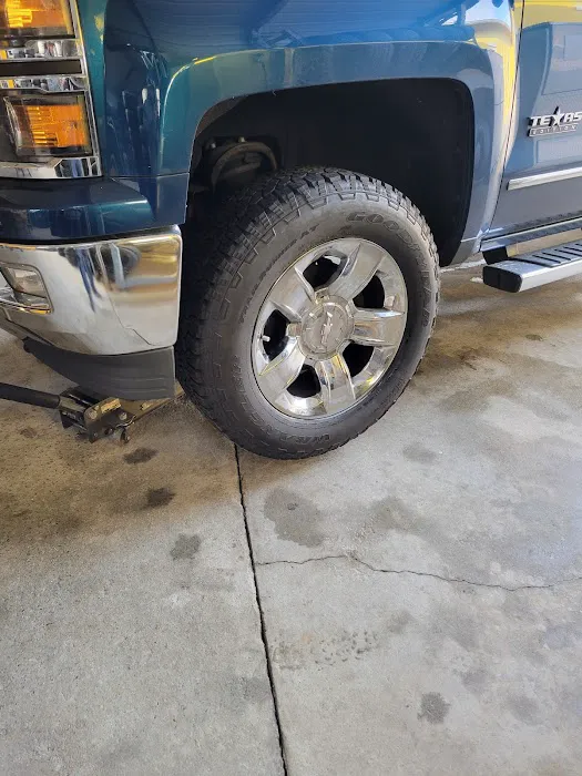 Little tire shop express 7