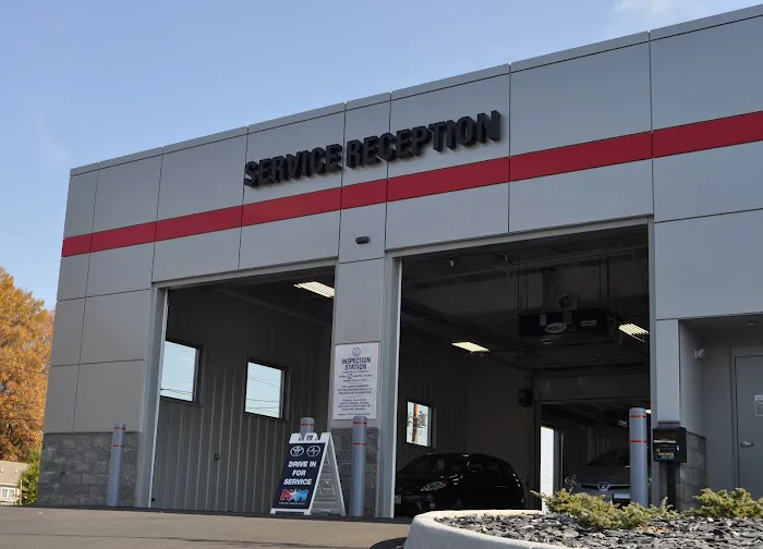 Shelor Toyota Service Center 0