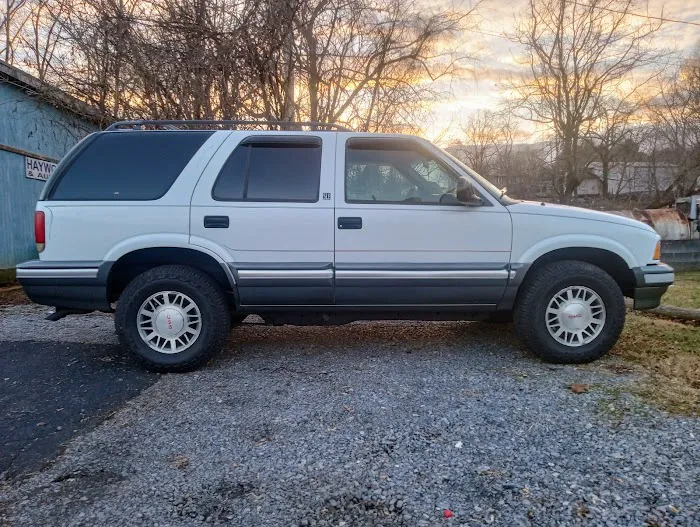 Hayworth Tire & Auto Service 0