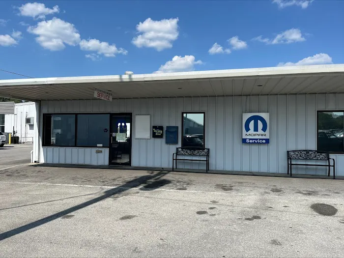 Mopar Service 8
