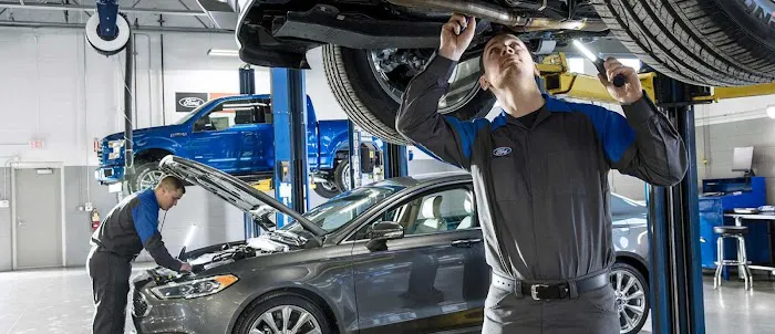 Ford Collision Center of Elizabethton 4