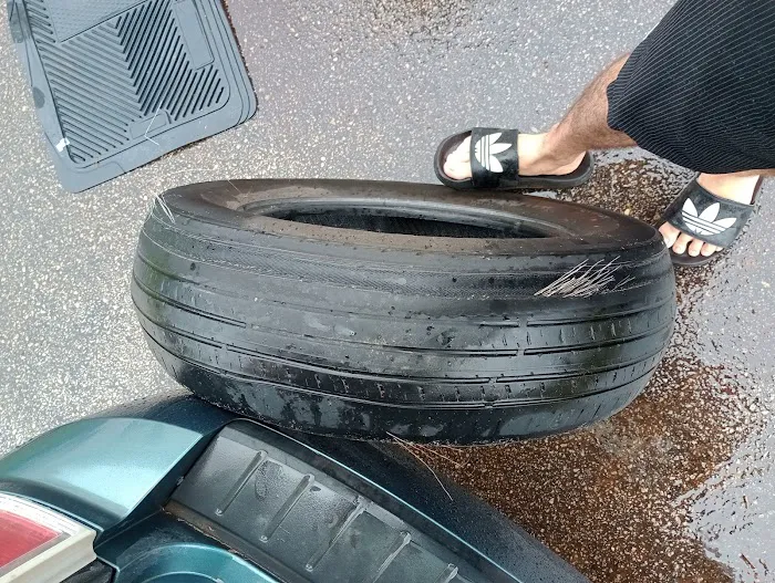 J.C. Used & New Tires 4