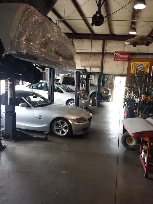 Scott's Engines 2 Mufflers Auto Repair 9