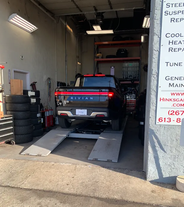 Hink's Garage 9