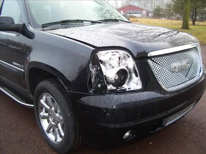 Hayes Auto Body 7