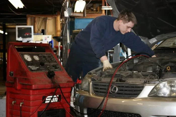 Victor's Auto Care 5