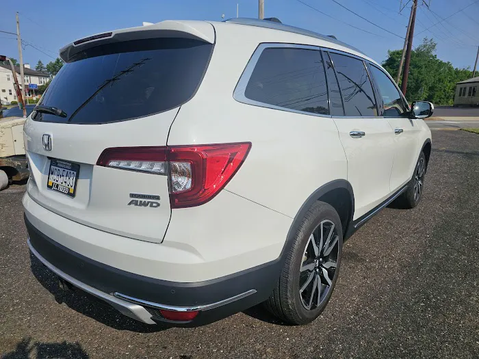 Mai's Collision Center, LLC 9