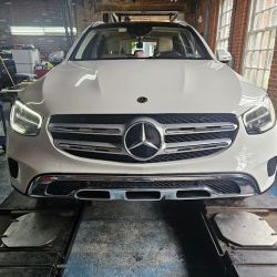 Mai's Collision Center, LLC ico