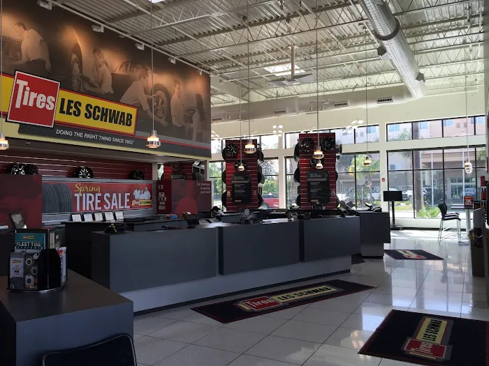 Les Schwab Tire Center 2