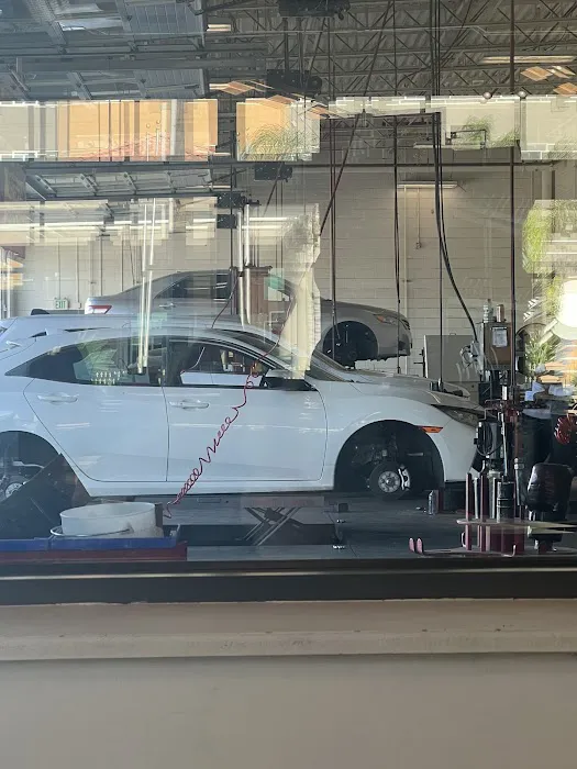 Les Schwab Tire Center 7