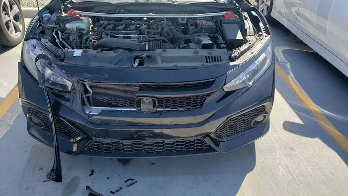 Artiaga's Collision Center 3