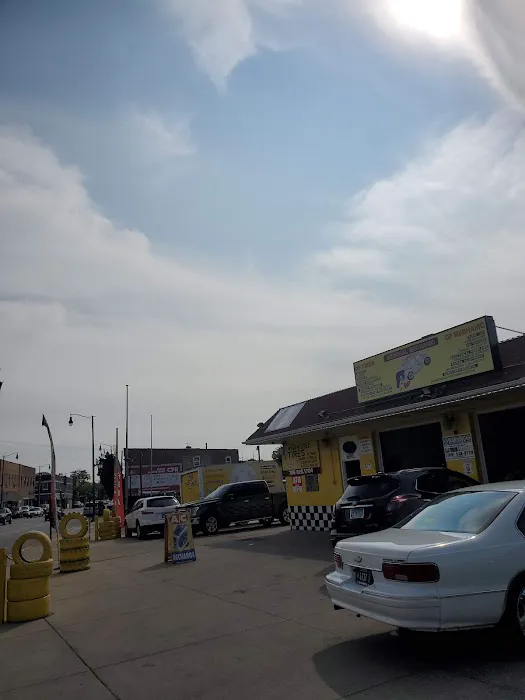 DF Tire Shop #2 - Melrose Park 0