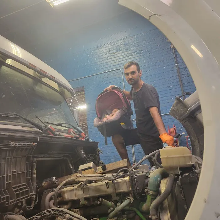 Expedite Mobile Truck Repair 4