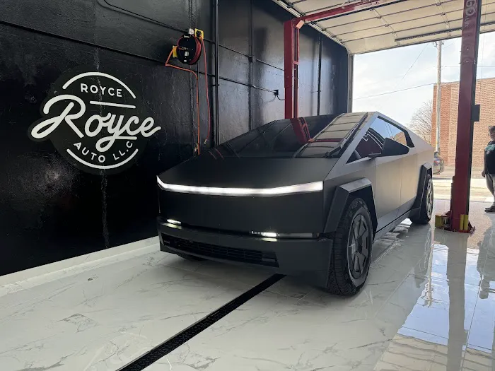 Royce Auto 0