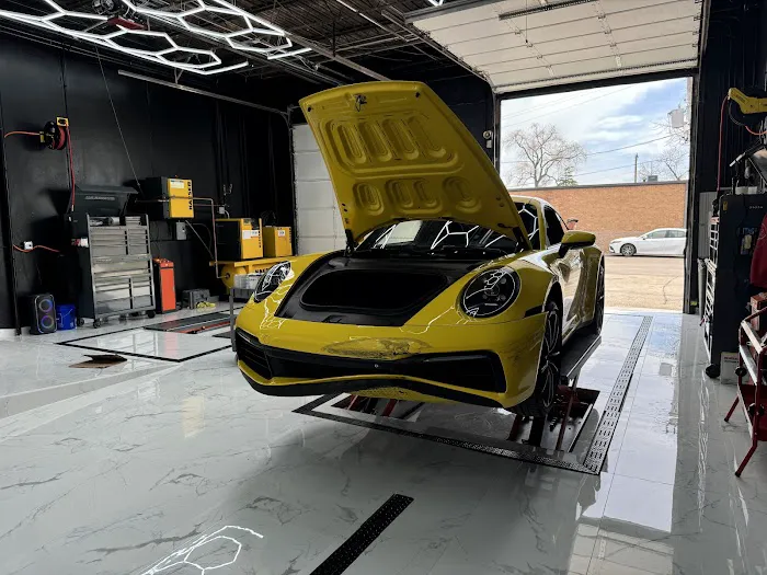 Royce Auto 5