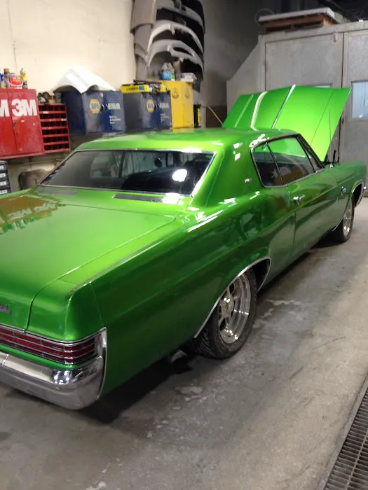 Y-Not Auto Body 4