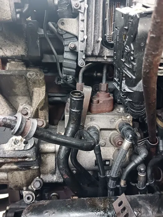 MC Mobile Truck & Trailer Repair. 9