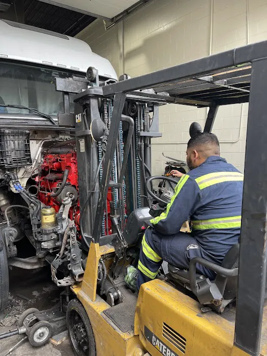JCN Truck & Reefer Repair 6