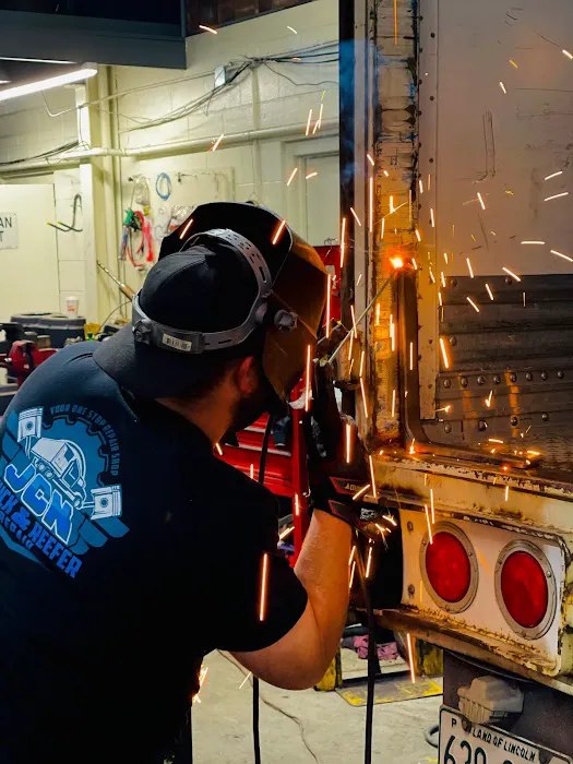JCN Truck & Reefer Repair 4