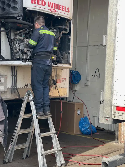 JCN Truck & Reefer Repair 8