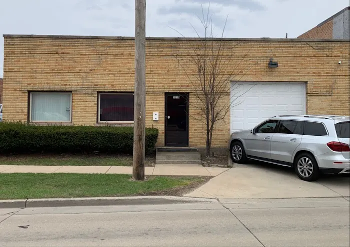 International Auto & Body Repair 5