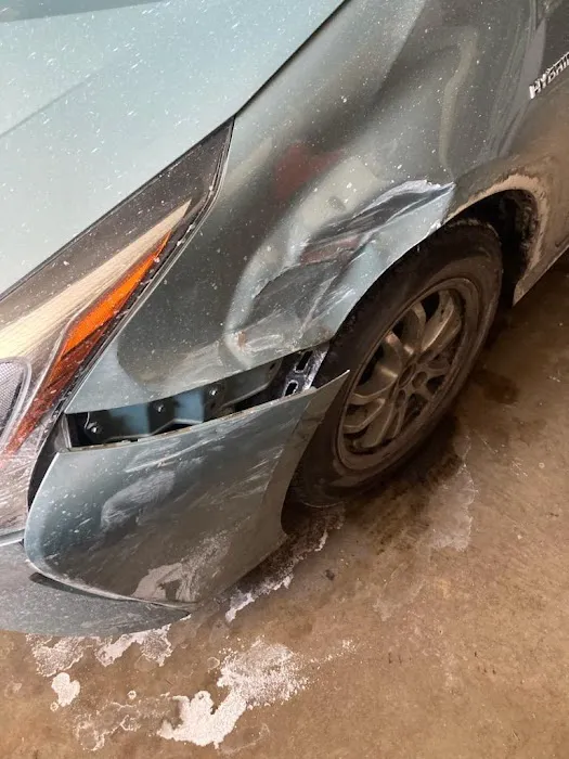 International Auto & Body Repair 0