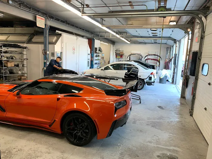 E&M Auto Body Shop 3