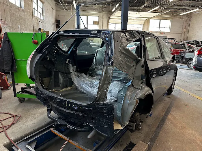E&M Auto Body Shop 6