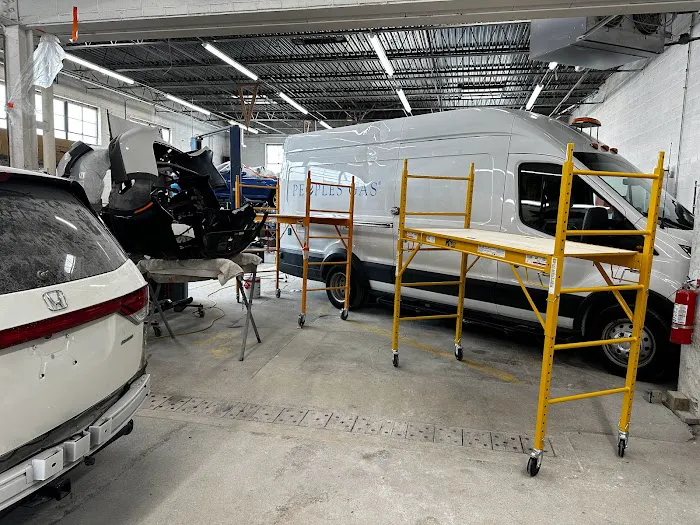 E&M Auto Body Shop 7