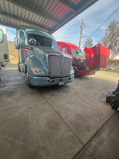 Leo Electric & Truck Repair 6