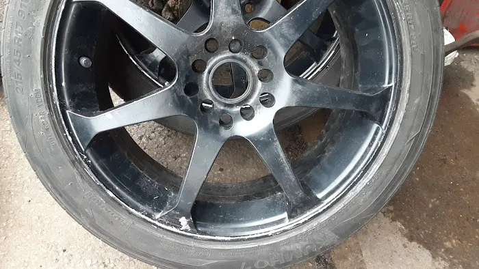 Sammy's tire and auto 1