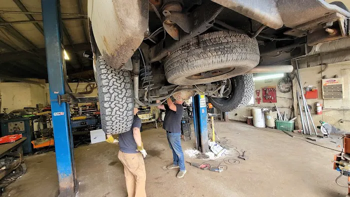 E & E Welding & Exhaust 0