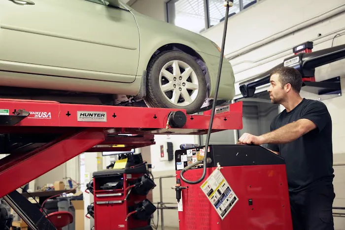 Basil Fredonia Collision Center 0