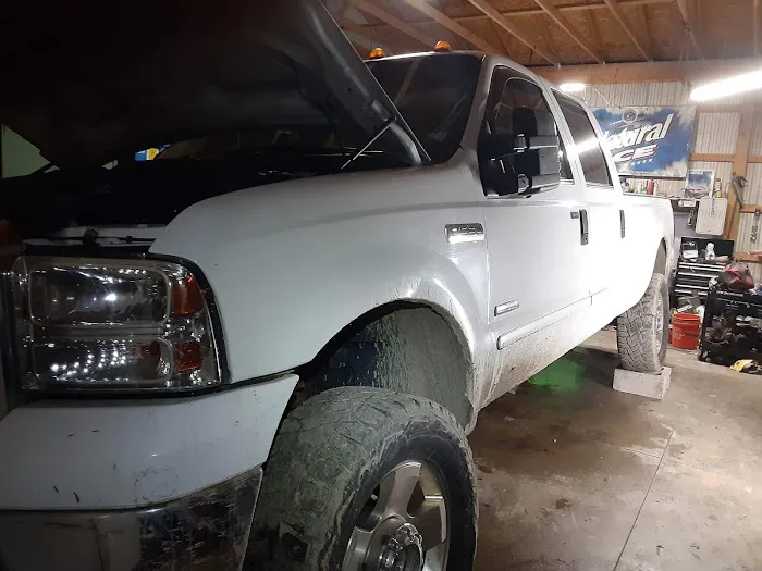 Spalding's Auto Body 9