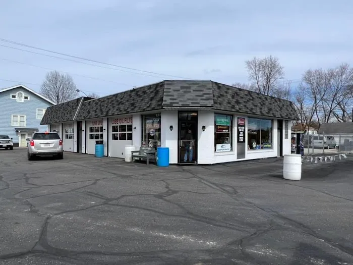 Wade Auto Repair and Performance 4